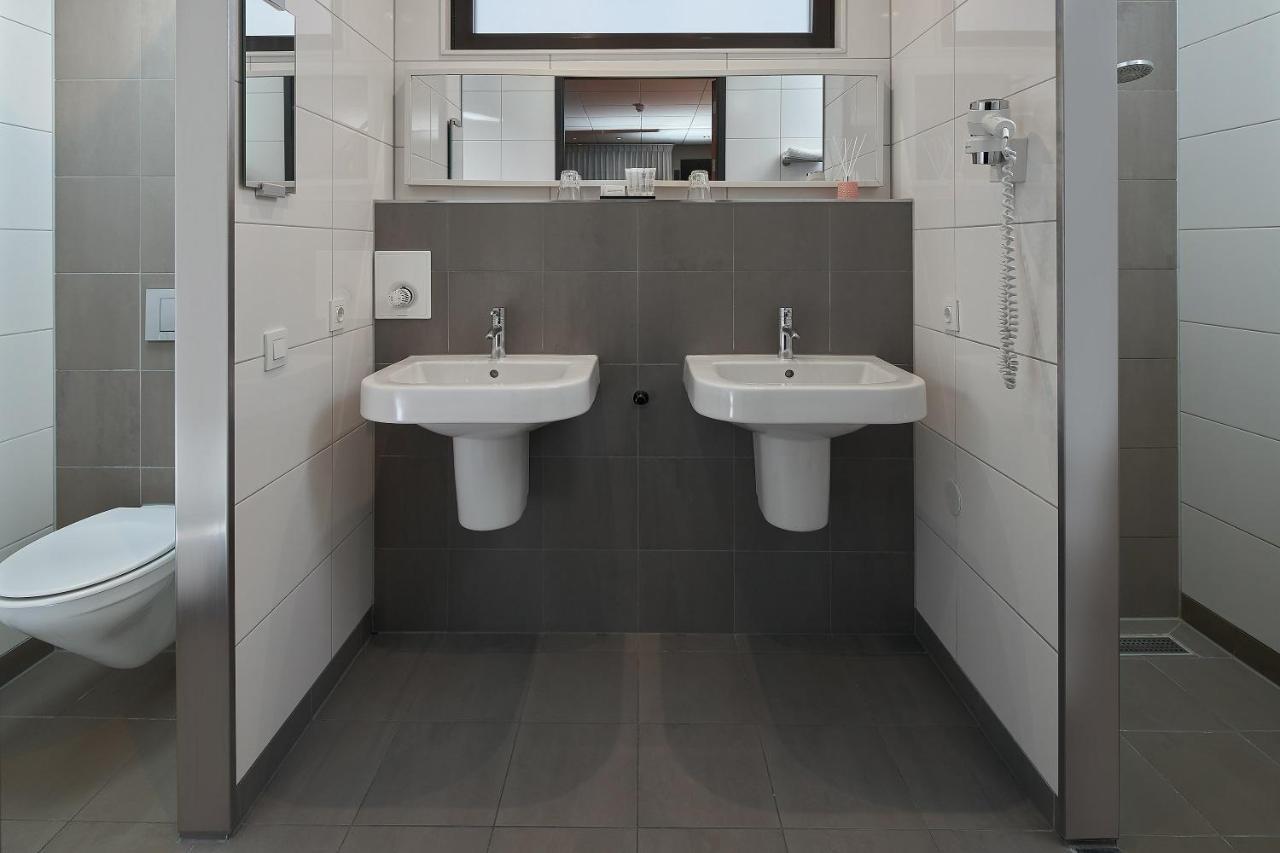 Hotel Babylon Heerhugowaard - Alkmaar Esterno foto