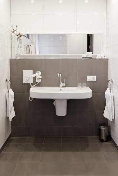 Hotel Babylon Heerhugowaard - Alkmaar Esterno foto