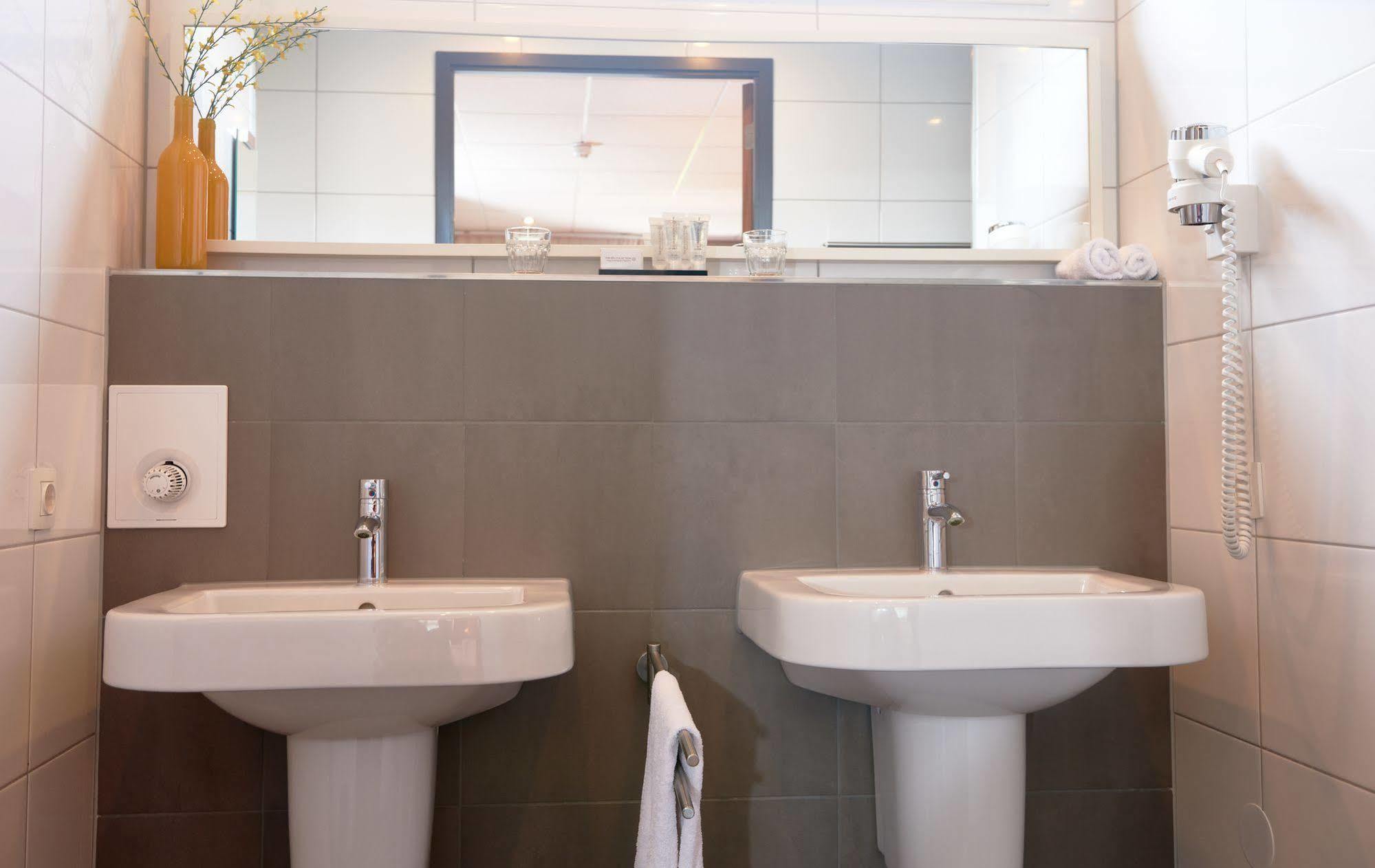 Hotel Babylon Heerhugowaard - Alkmaar Esterno foto